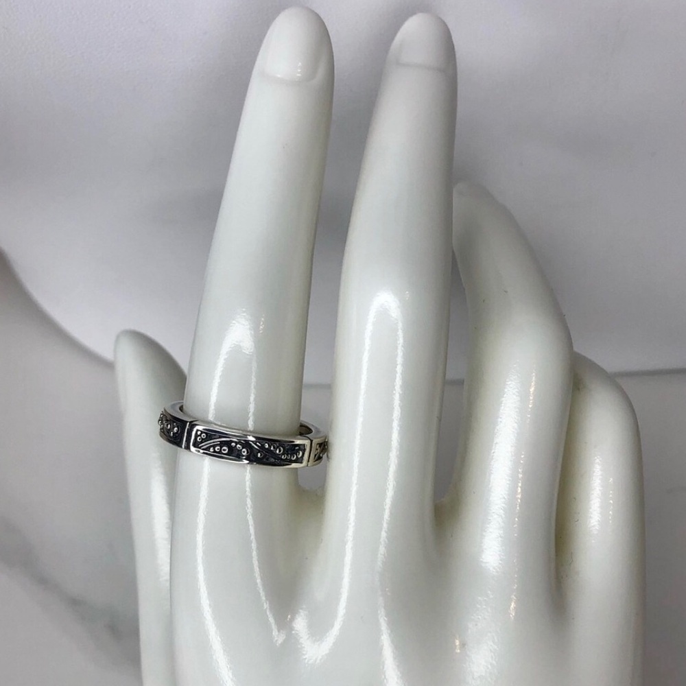 LOIS HILL Sterling Silver Narrow Band Ring w Granulated Scroll Design Sz 7-3/4 - Picture 13 of 17